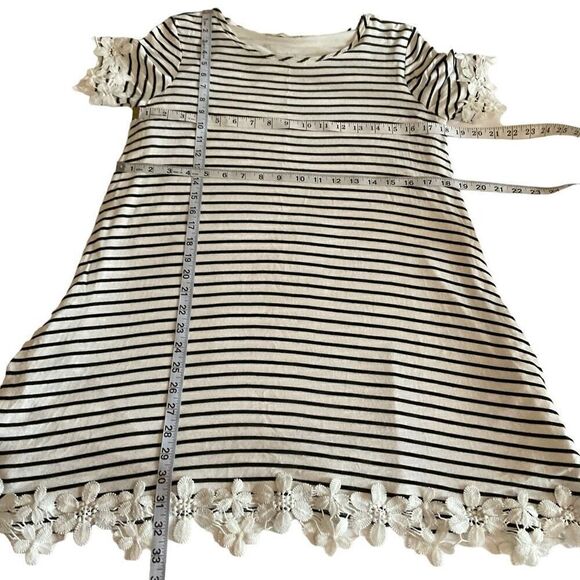 Altar’d State Midi Dress Round Neck White Black Stripe Applique Hem Cuffs Medium - Picture 5 of 10